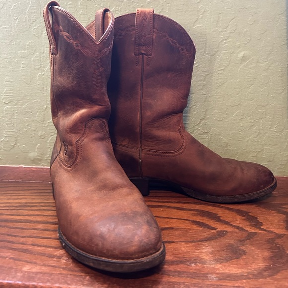 Men’s Ariat boots - Picture 4 of 7